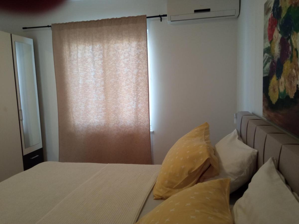 וודיצה Apartments Tomic מראה חיצוני תמונה