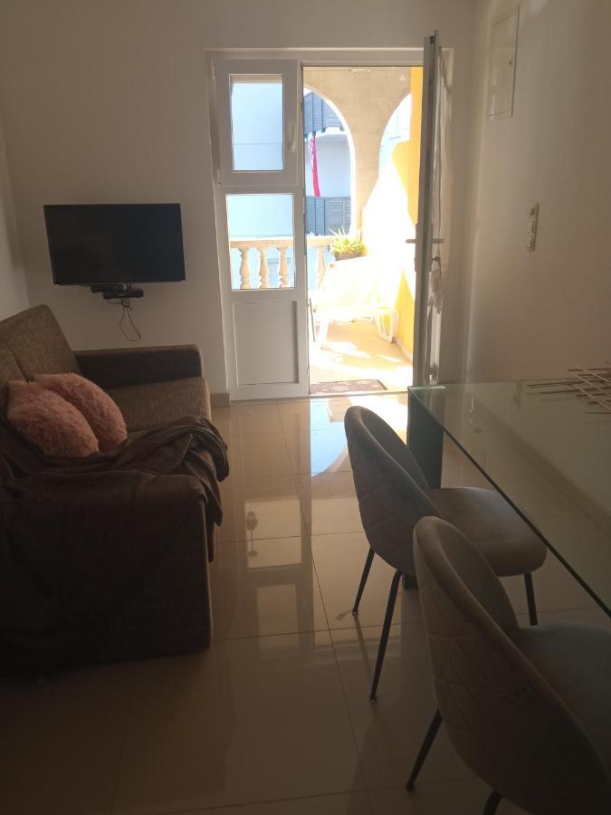 וודיצה Apartments Tomic מראה חיצוני תמונה