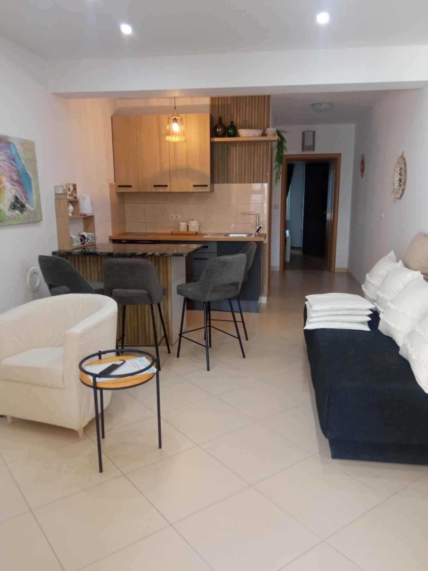 וודיצה Apartments Tomic מראה חיצוני תמונה